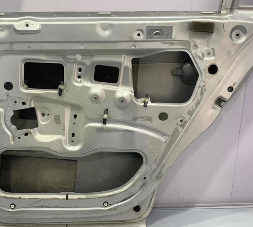 Porta Traseira Direita Volkswagen Gol Voyage 2009/2020 C/det
