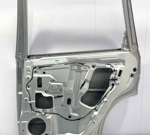 Porta Traseira Direita Subaru Forester 2009/2012 C/detalhes