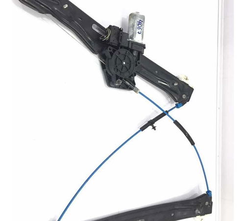 Máquina Vidro Dianteiro Direito Bmw 320...
