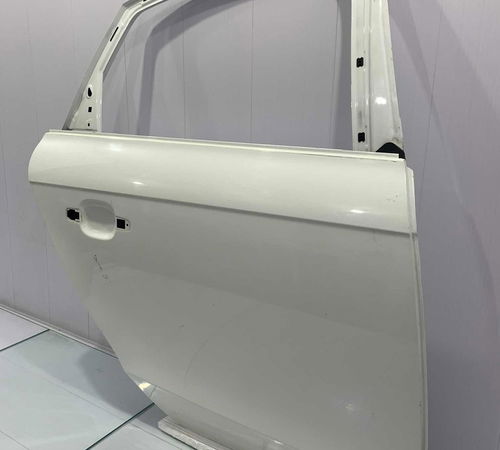 Porta Traseira Direita Audi A4 2009/2014 Com Detalhes