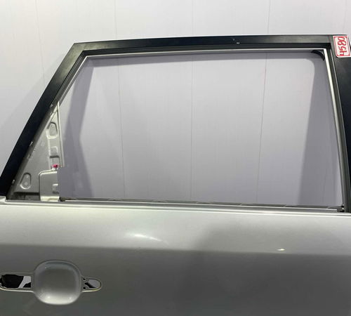 Porta Traseira Direita Kia Sorento 2010/2015 Com Detalhes