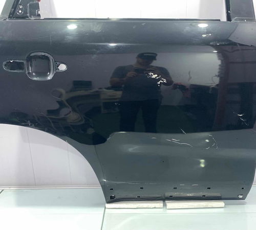 Porta Traseira Direita Kia Sorento 2010/2015 Com Detalhes