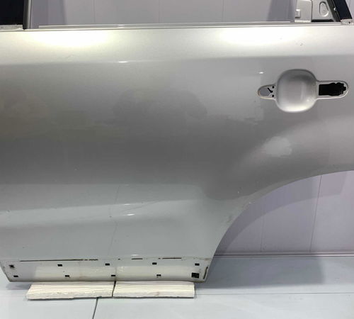 Porta Traseira Esquerda Kia Sorento 2010/2015