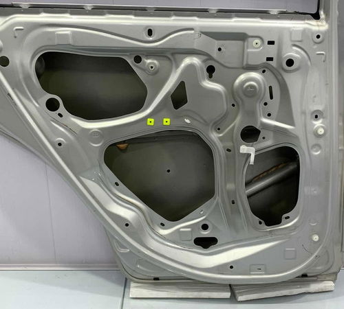 Porta Traseira Esquerda Toyota Etios Cross 2013/20 C/detalhe