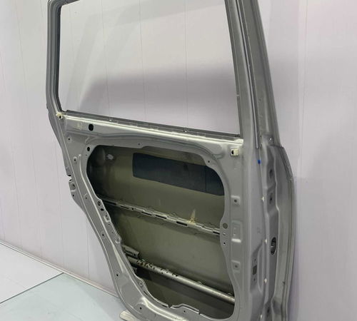 Porta Traseira Esquerda Hyundai Santa Fé 2009/2012 C/detalhe