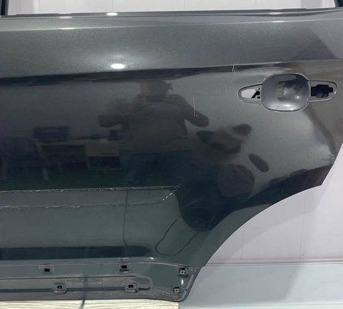 Porta Traseira Esquerda Hyundai Creta 2017/2021 Com Detalhes