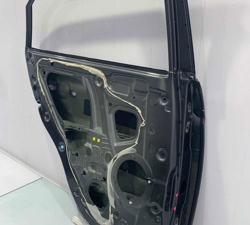 Porta Traseira Esquerda Hyundai Creta 2017/2021 Com Detalhes
