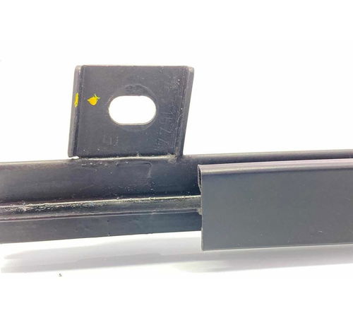 Moldura Quadro Janela Traseiro E. Fiat Palio 2013/2018