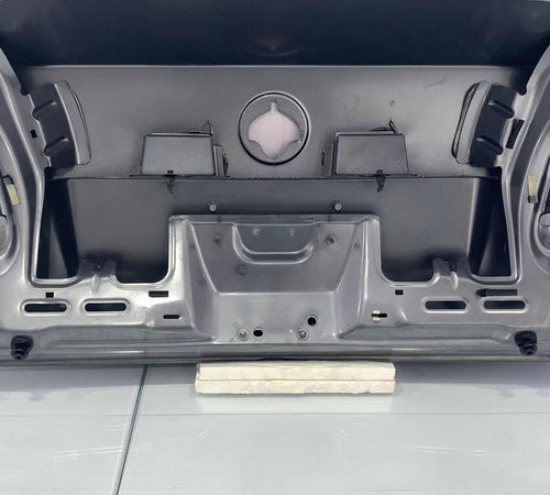 Capô Tampa Traseiro Volkswagen Polo Sedan 2003/2015