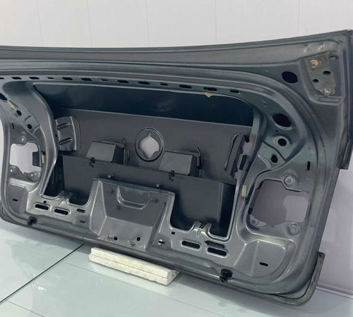 Capô Tampa Traseiro Volkswagen Polo Sedan 2003/2015