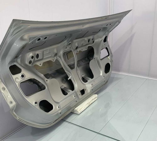 Capô Tampa Traseiro Toyota Corolla 2015/2019 Com Detalhes
