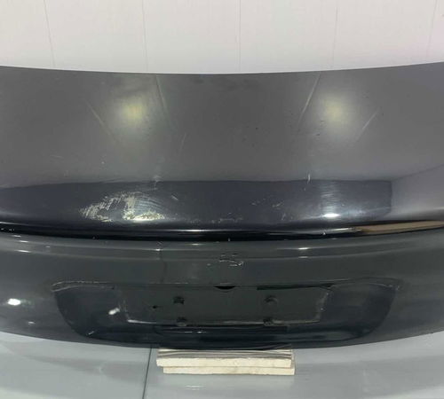 Capô Tampa Traseiro Chevrolet Corsa Sedan 1994/1999 C/det