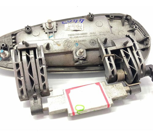 Maçaneta Puxador Porta T.e. Fiat Punto 2013/2016