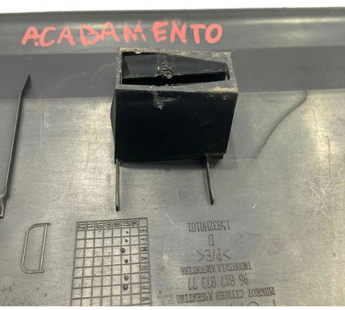 Acabamento Entrada Porta Ts. D. Citroën C4 Pallas 2007/2012