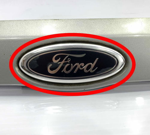 Friso Capô Traseiro Ford Fiesta Sedan 2004/2014