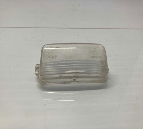 Capa Luz Placa Citroën C4 Lounge 2015