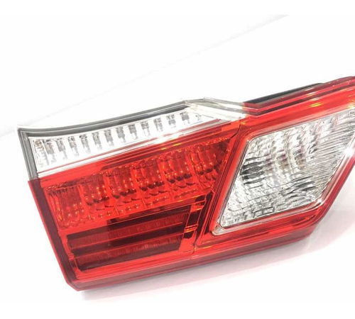 Lanterna Esquerda Do Capô Traseiro Honda City 2015/2019