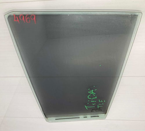 Vidro Vigia Porta Traseira Esq. Nissan Tiida 2020/2021
