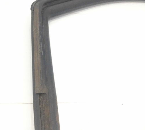 Borracha Canaleta Porta T.d Chevrolet Cobalt 2013/2017