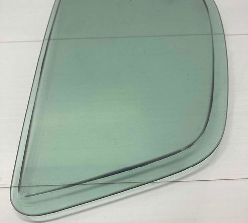 Vidro Vigia Porta Traseira Direita Vw Fox 2008