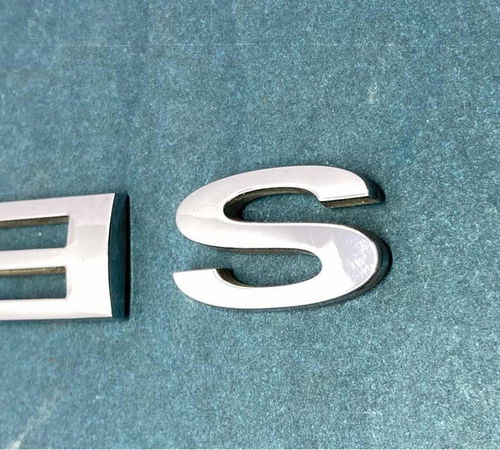 Emblema Se Capo Traseiro Ford New Fiesta 2012
