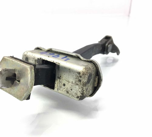 Limitador Porta Traseira Nissan Tiida 2012