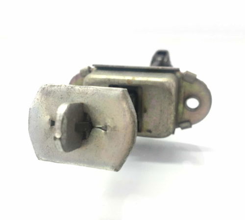 Limitador Porta Traseira Nissan  Livina 2011