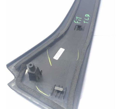 Moldura Quadro Vigia Traseiro Direito Honda New Fit 15/18