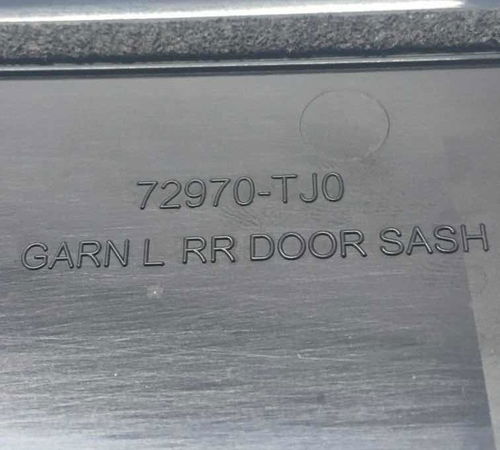 Moldura Quadro Janela Traseira Esquerda Honda New Fit 09/14