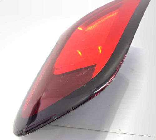 Lanterna Esquerda Capô Traseiro Citroën C3 2013/2020