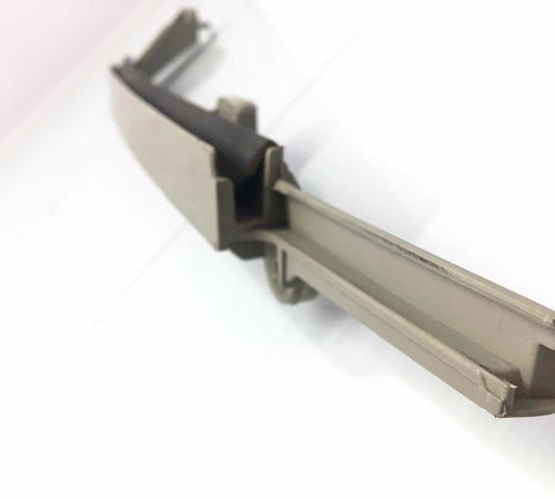 Guia Vidro Porta Traseira Esquerda Kia Sorento 2014