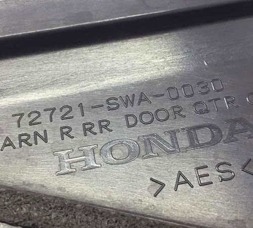 Acabamento Externo Porta Traseira Direita Honda Crv 10/11