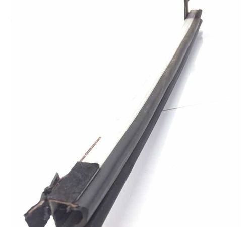 Guia Vidro Porta Traseira Esquerda Nissan Livina 2011