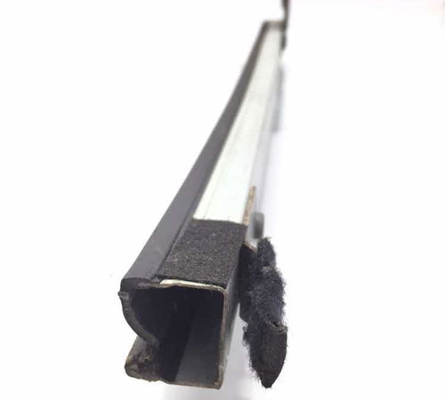 Guia Vidro Porta Traseira Direita Nissan Livina 2011