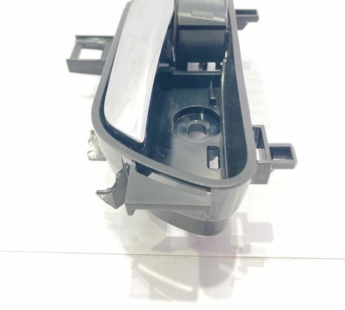 Puxador Interno Lado Esquerdo Nissan Kicks 2019