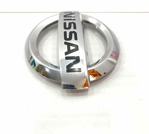 Emblema Nissan Capo Traseiro Nissan Kicks 2019