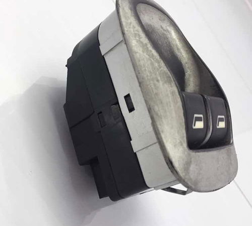 Comando Botão Vidro Console Peugeot 207 2010