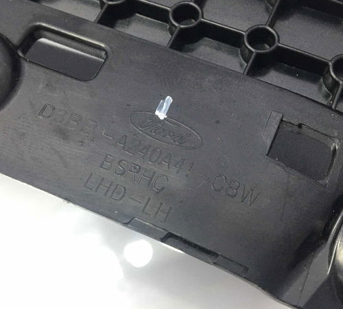 Moldura Botão Vidro Dianteiro Esquerdo Ford New Fiesta 2016