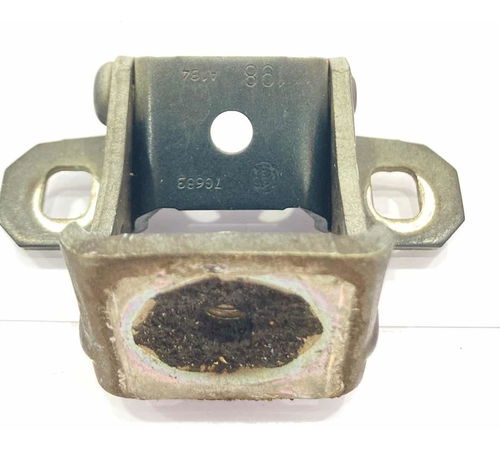 Dobradiça Capo Traseiro Fiat Bravo 2013/2016