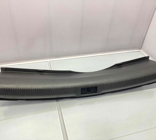 Acabamento Soleira Porta Malas Audi A4 2...