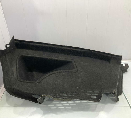 Forro Porta Malas Lado Direito Audi A4 2...