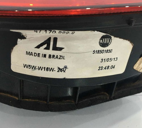 Lanterna Capô Traseira Esquerda Fiat Grand Siena 2014/2015