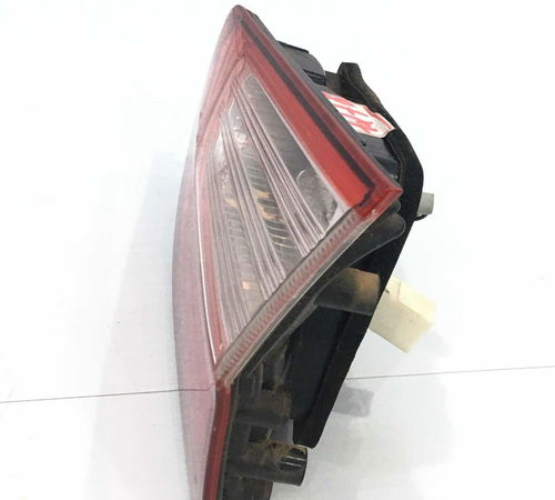 Lanterna Capô Traseira Direita Fiat Gran Siena 2014/2015