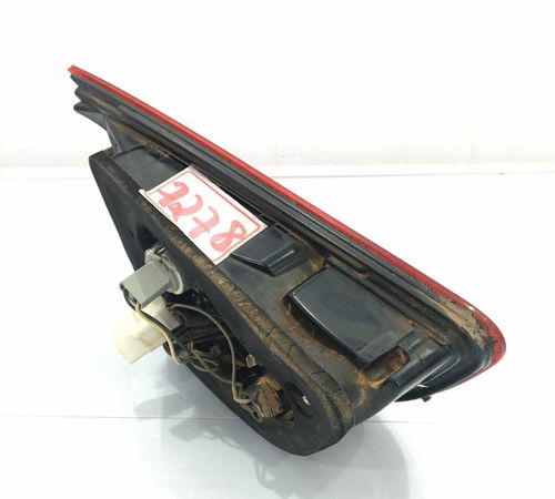 Lanterna Capô Traseira Direita Fiat Gran Siena 2014/2015