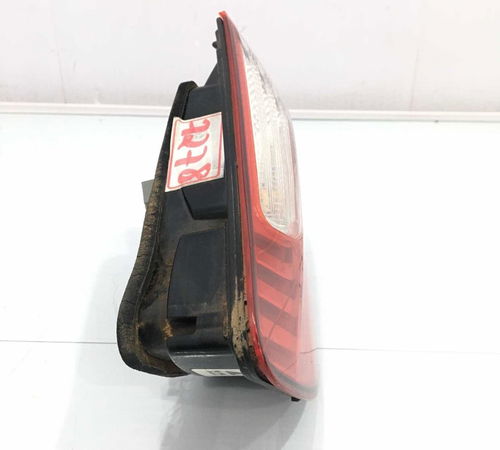 Lanterna Capô Traseira Direita Fiat Gran Siena 2014/2015