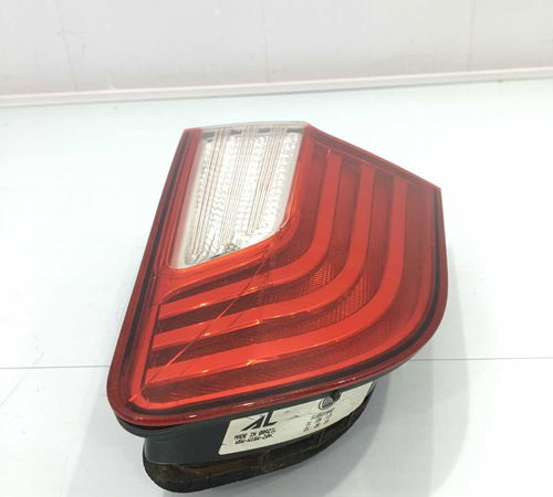 Lanterna Capô Traseira Direita Fiat Gran Siena 2014/2015