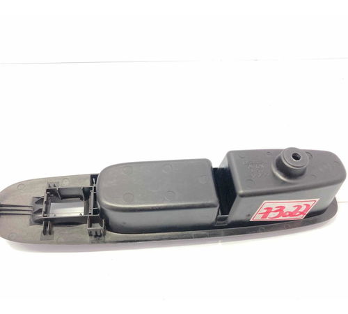 Moldura Botão Vidro Traseiro Dia. Direita Fiat Punto 2012