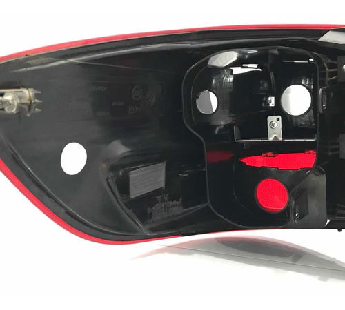 Lanterna Direita Fiat Strada 2019
