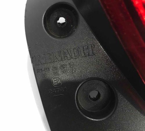 Lanterna Direita Renault Kwid 2020