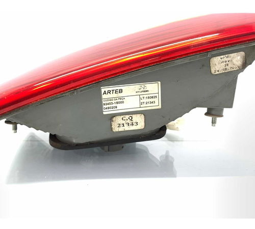 Lanterna Esquerda Capô Traseiro Hyundai Hb20 2013/2015